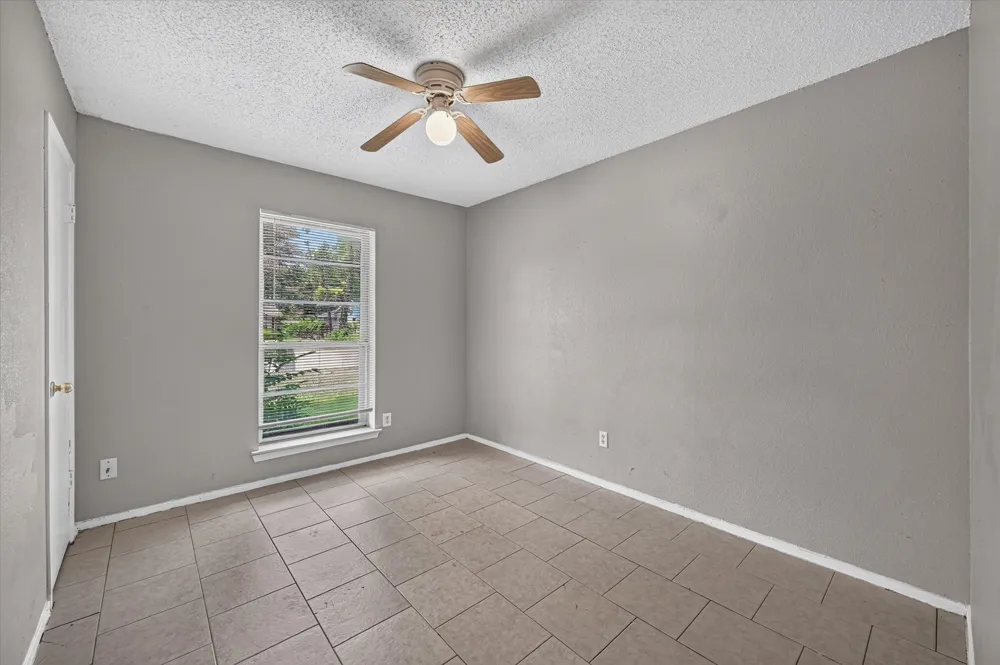 1123 Venus Street Cedar Hill, TX 75104