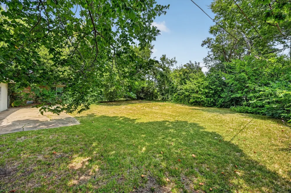 1123 Venus Street Cedar Hill, TX 75104