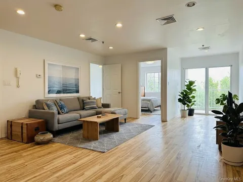 10009 39th Avenue #4E