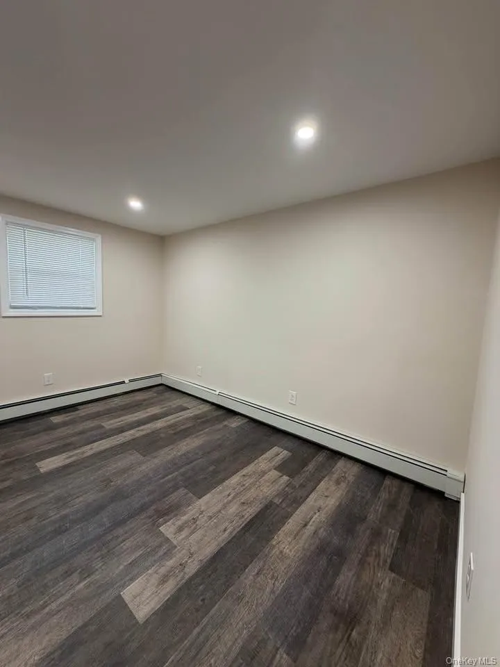 16 Bellport Street #5 East Patchogue, NY 11772