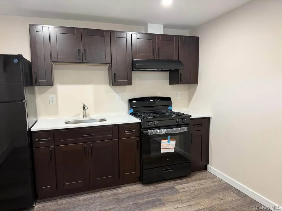 16 Bellport Street #5 East Patchogue, NY 11772