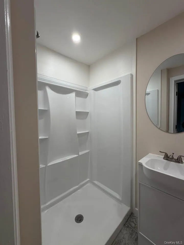 16 Bellport Street #5 East Patchogue, NY 11772