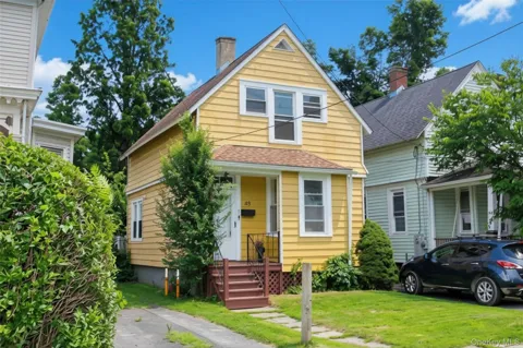 48 Elmendorf Street