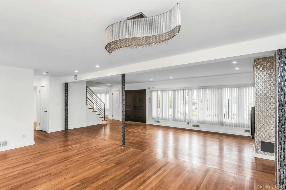 14962 Powells Cove Boulevard Whitestone, NY 11357