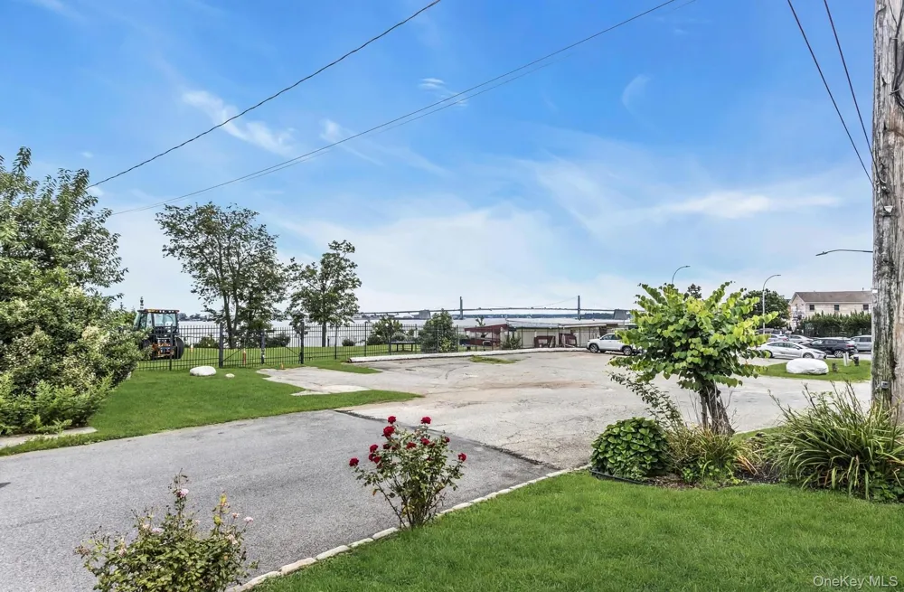 14962 Powells Cove Boulevard Whitestone, NY 11357