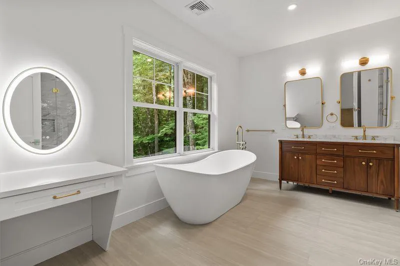86 Old Logging Road Bedford, NY 10506