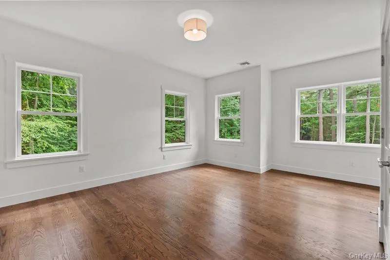 86 Old Logging Road Bedford, NY 10506
