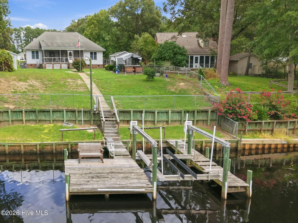 108 Arbor Drive Washington, NC 27889