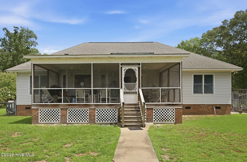 108 Arbor Drive Washington, NC 27889