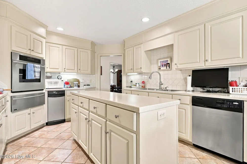 108 Arbor Drive Washington, NC 27889