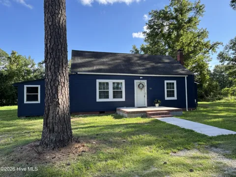 221 Adamsville Court