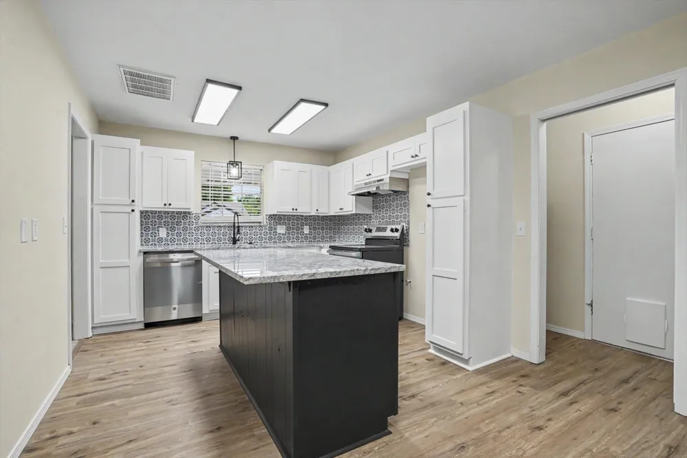 1009 Forest Place Jenks, OK 74037
