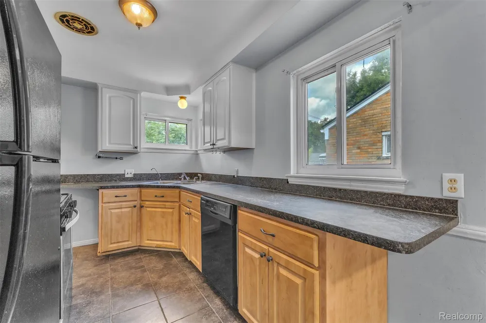 16625 Beech Daly Road Redford Charter Township, MI 48240