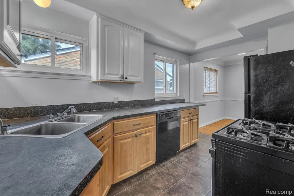 16625 Beech Daly Road Redford Charter Township, MI 48240
