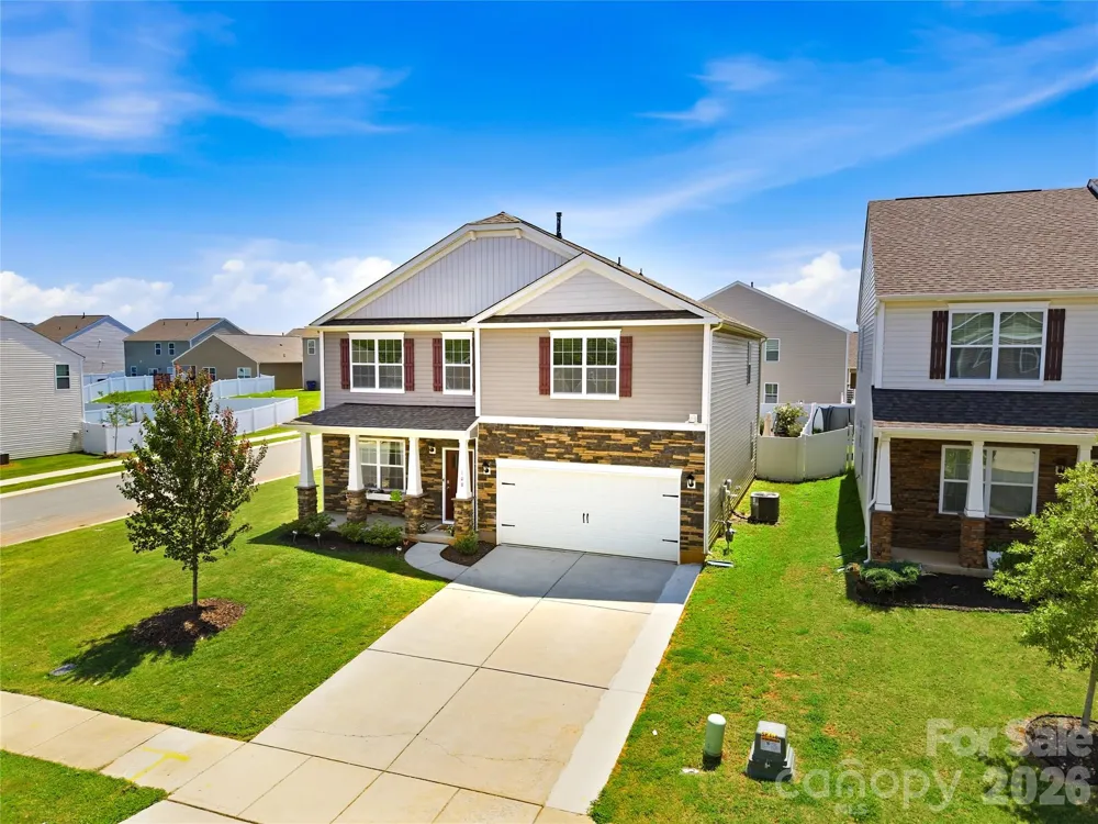 108 Giant Oak Avenue Statesville, NC 28677