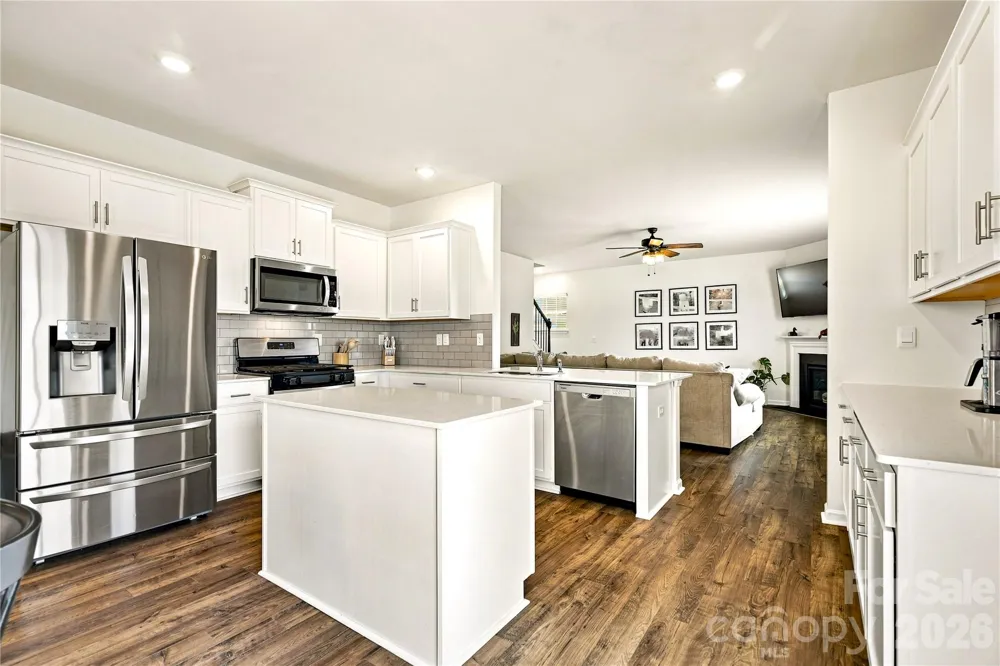 108 Giant Oak Avenue Statesville, NC 28677