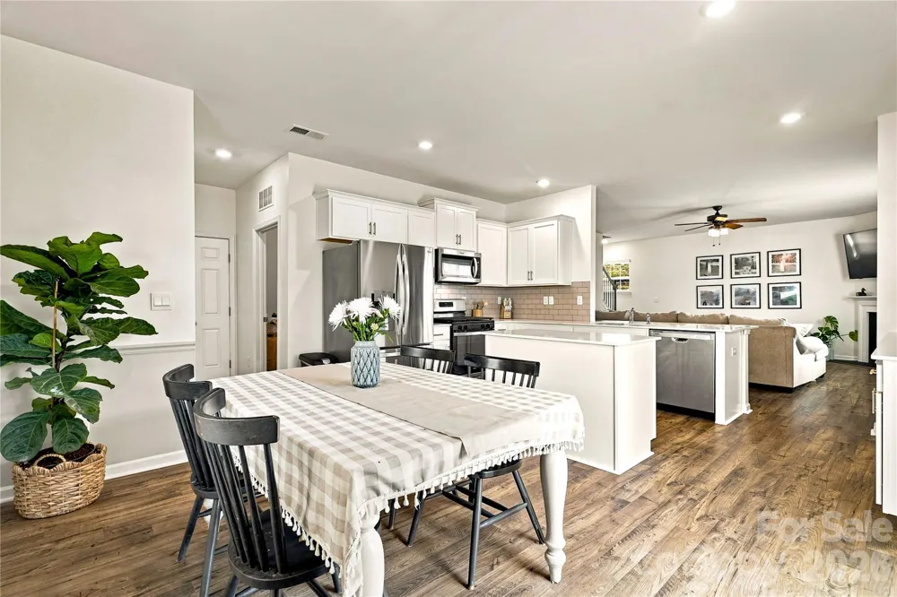 108 Giant Oak Avenue Statesville, NC 28677