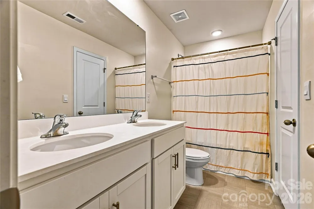 108 Giant Oak Avenue Statesville, NC 28677