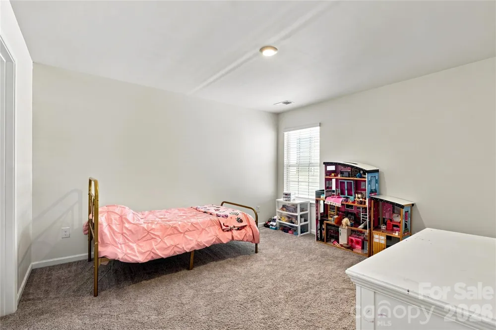 108 Giant Oak Avenue Statesville, NC 28677