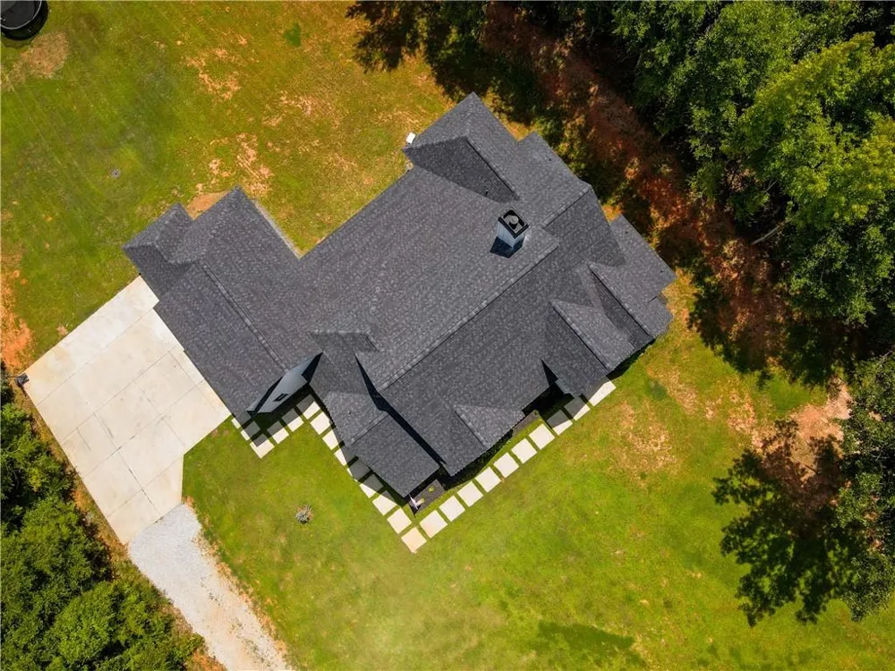 860 W Ridgeway Road Maysville, GA 30558
