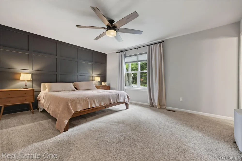 206 S Saint John Road Highland Charter Township, MI 48357