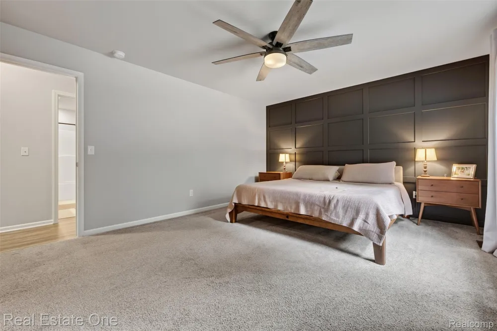 206 S Saint John Road Highland Charter Township, MI 48357