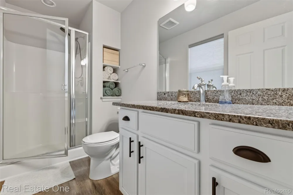 206 S Saint John Road Highland Charter Township, MI 48357