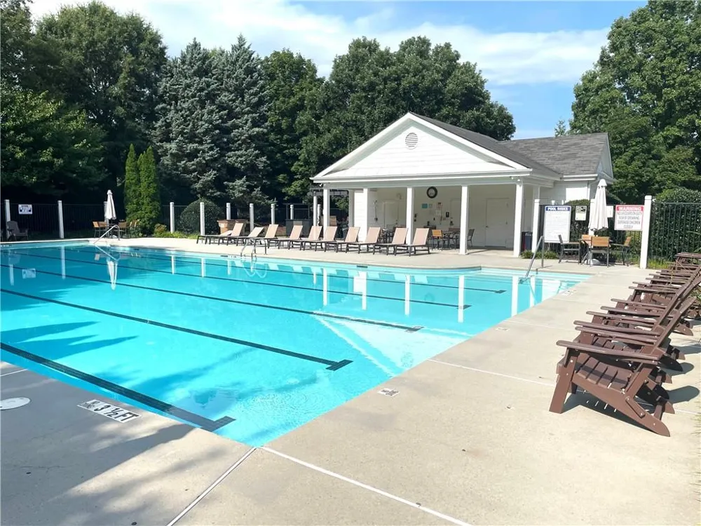 3000 Commonwealth Circle Alpharetta, GA 30004
