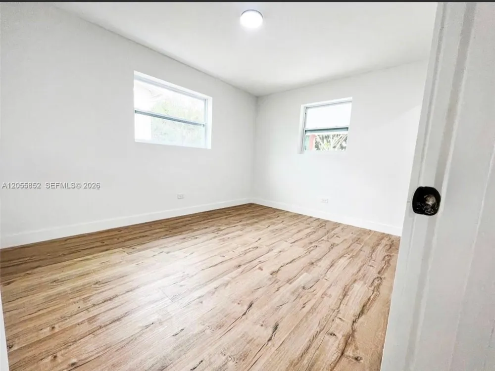 7330 NW 1st Ct Pembroke Pines, FL 33024