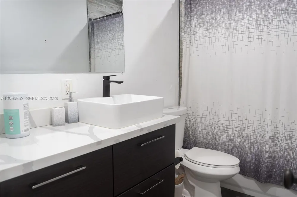 7330 NW 1st Ct Pembroke Pines, FL 33024