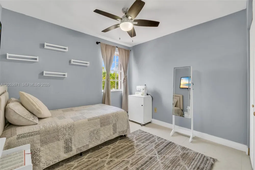 8140 SW 209th St Cutler Bay, FL 33189