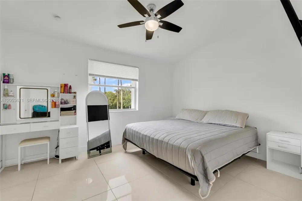 8140 SW 209th St Cutler Bay, FL 33189
