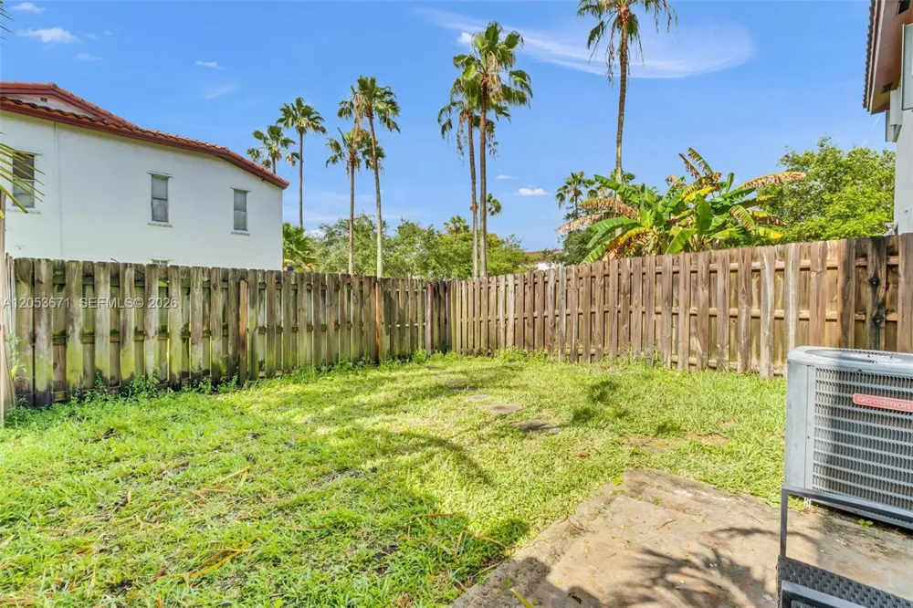 8140 SW 209th St Cutler Bay, FL 33189