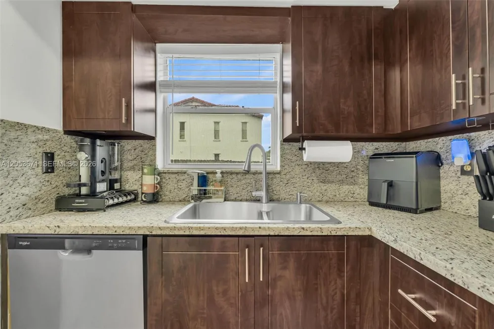 8140 SW 209th St Cutler Bay, FL 33189