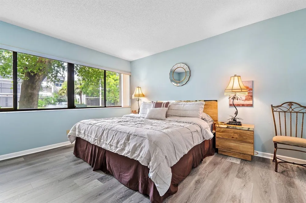 1605 S Us Hwy 1 #D106 Jupiter, FL 33477