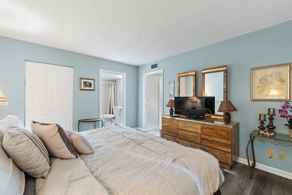 1605 S Us Hwy 1 #D106 Jupiter, FL 33477