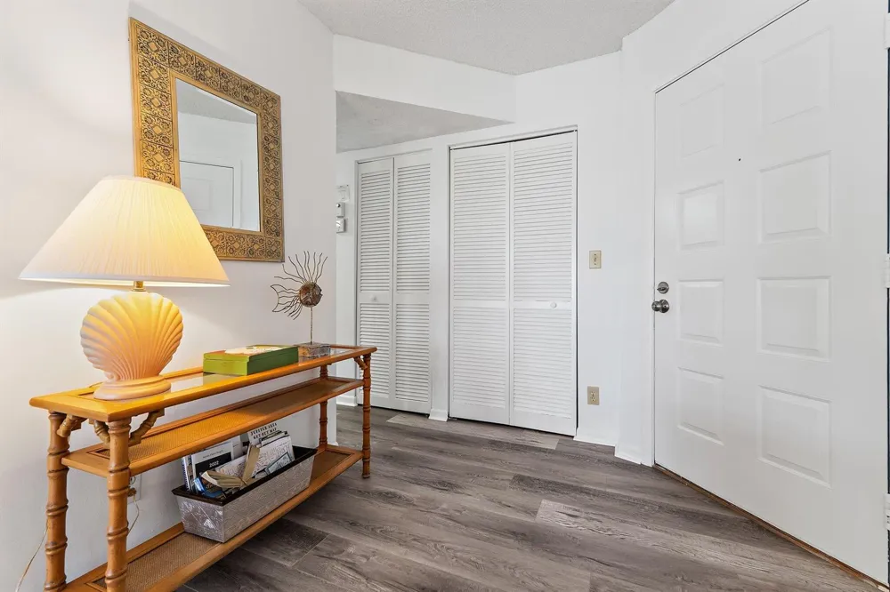 1605 S Us Hwy 1 #D106 Jupiter, FL 33477