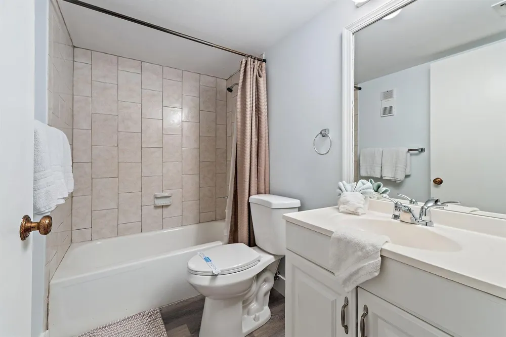 1605 S Us Hwy 1 #D106 Jupiter, FL 33477