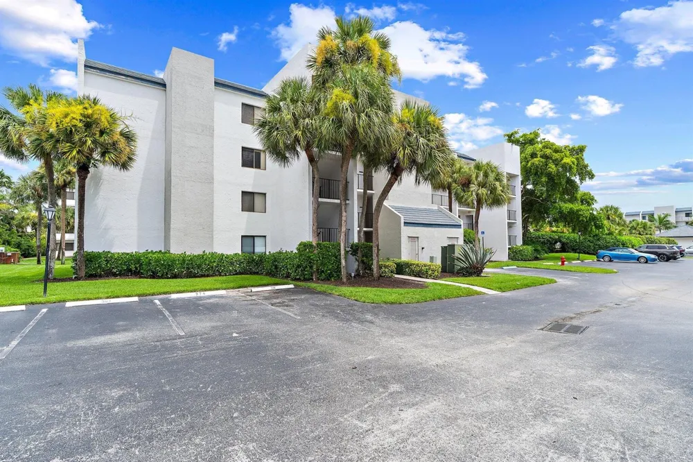 1605 S Us Hwy 1 #D106 Jupiter, FL 33477
