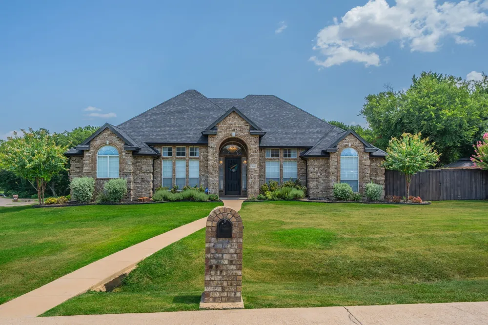 1658 Pepper Tree Lane Midlothian, TX 76065