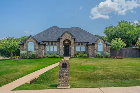 1658 Pepper Tree Lane