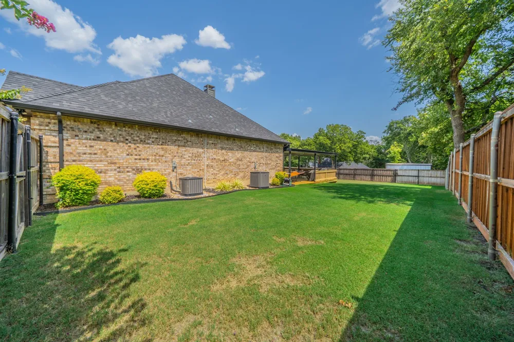 1658 Pepper Tree Lane Midlothian, TX 76065