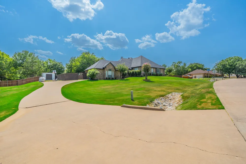 1658 Pepper Tree Lane Midlothian, TX 76065