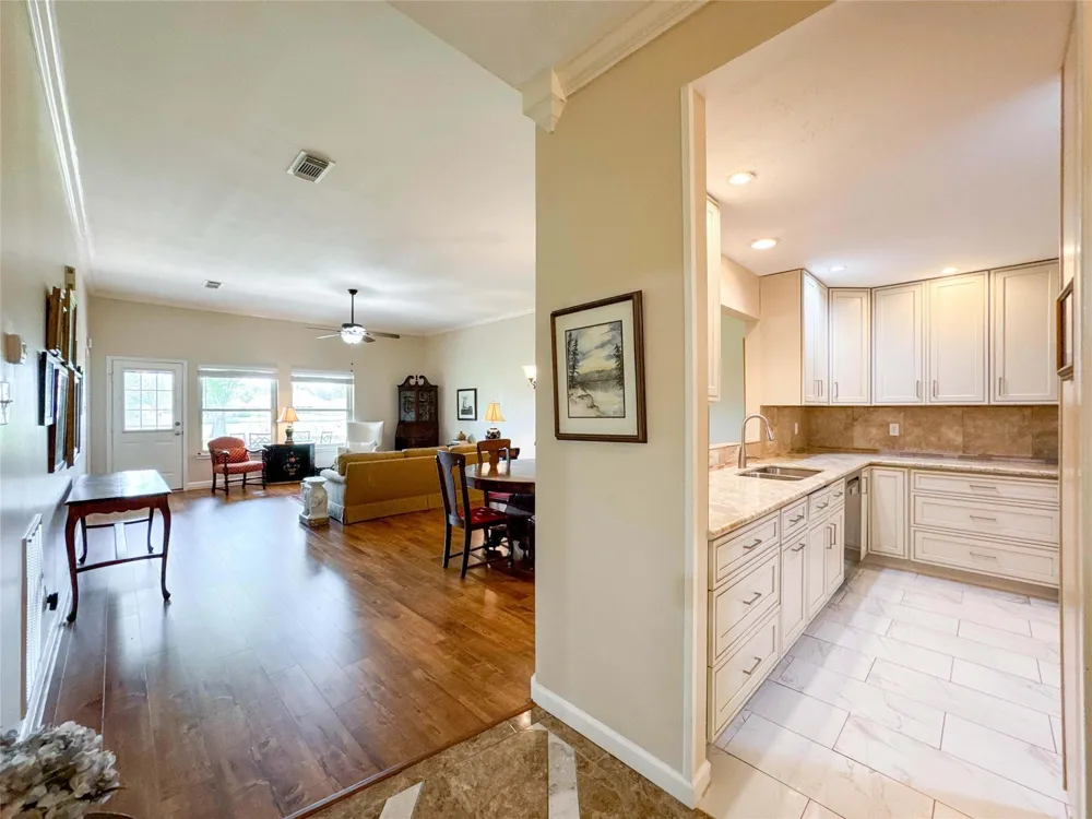 3530 Teakwood Lane Pearland, TX 77584