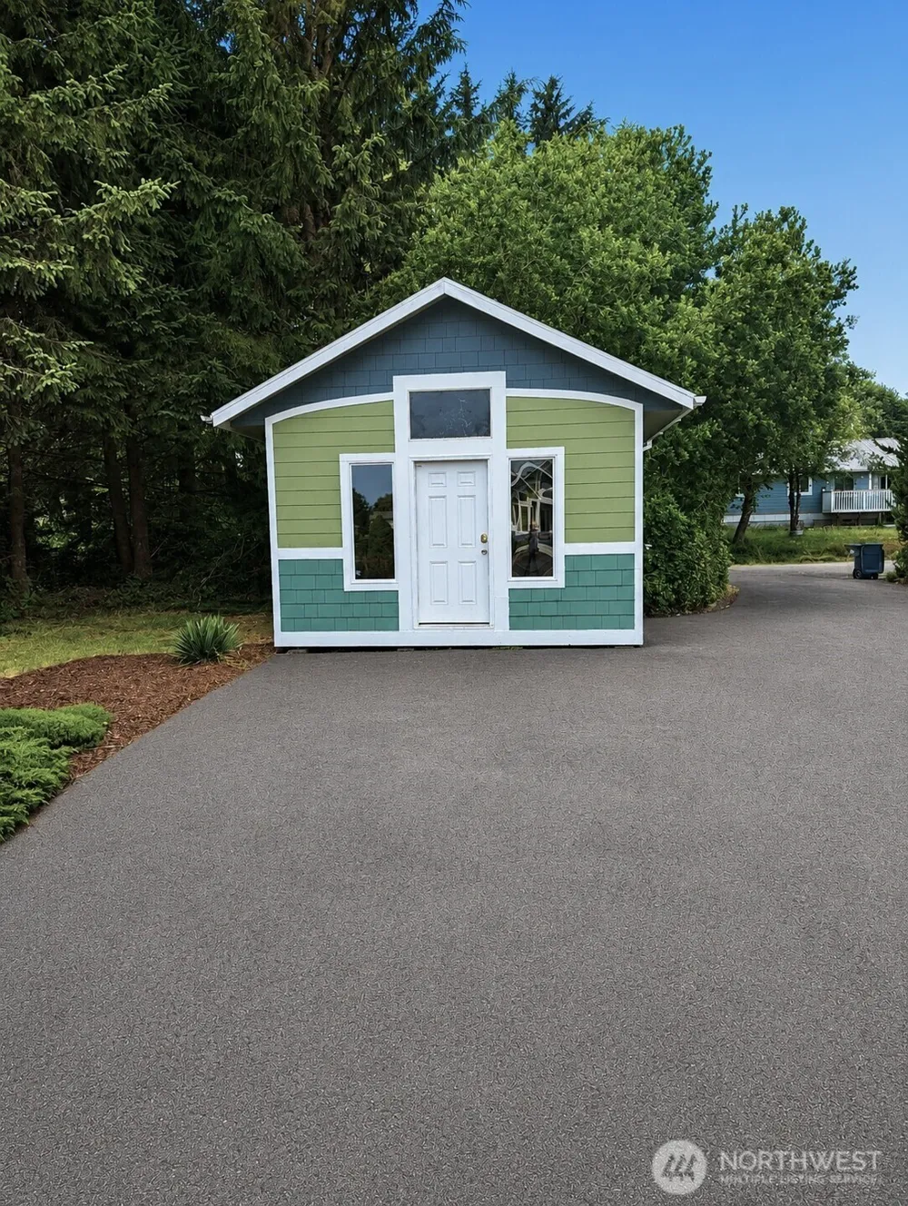 570 Weatherwax Loop NE Ocean Shores, WA 98569
