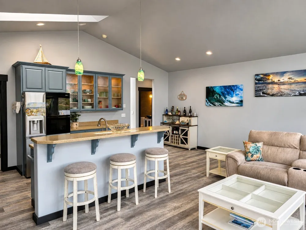 570 Weatherwax Loop NE Ocean Shores, WA 98569
