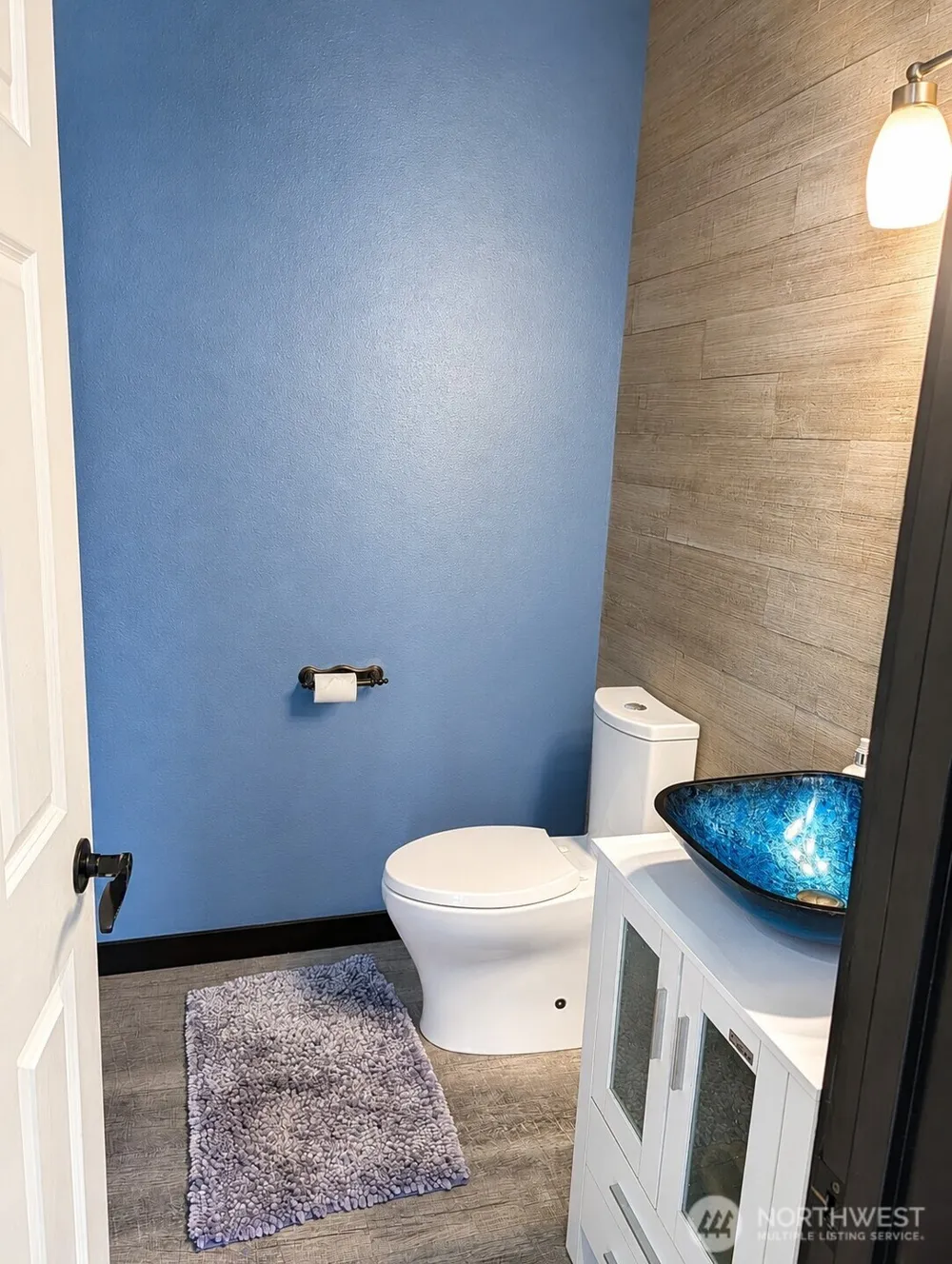 570 Weatherwax Loop NE Ocean Shores, WA 98569