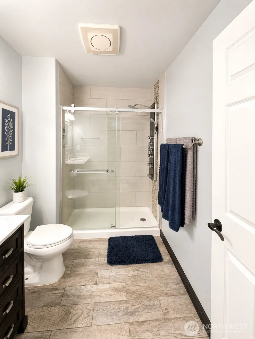 570 Weatherwax Loop NE Ocean Shores, WA 98569