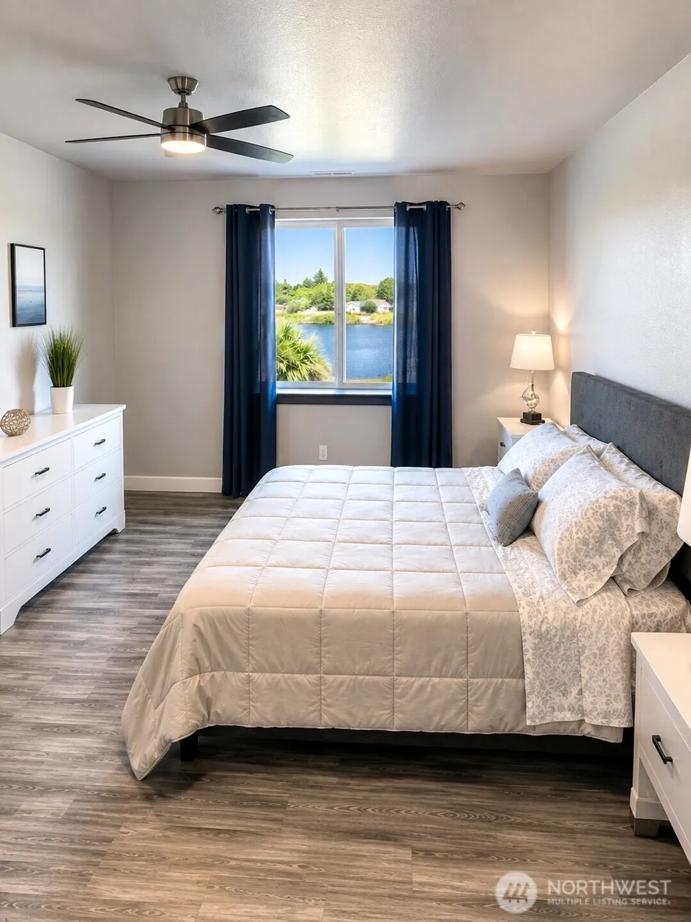 570 Weatherwax Loop NE Ocean Shores, WA 98569