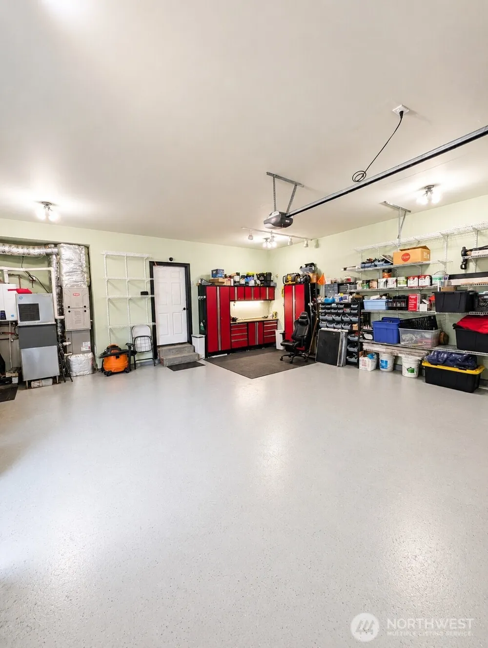 570 Weatherwax Loop NE Ocean Shores, WA 98569
